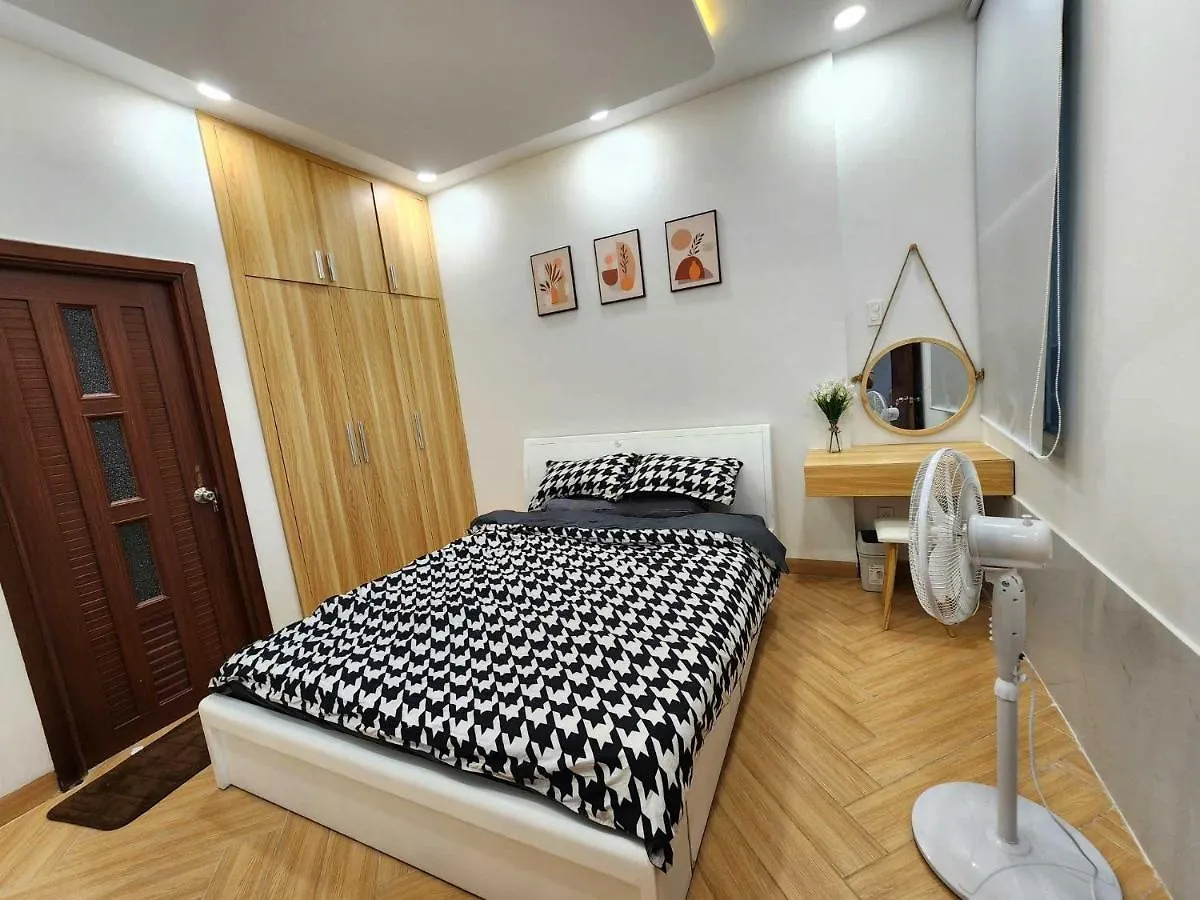 Can Ho 2Pn - 5 Phut Den Trung Tam Thanh Pho - View Song Ho Chi Minh City 0*,  Vietnam