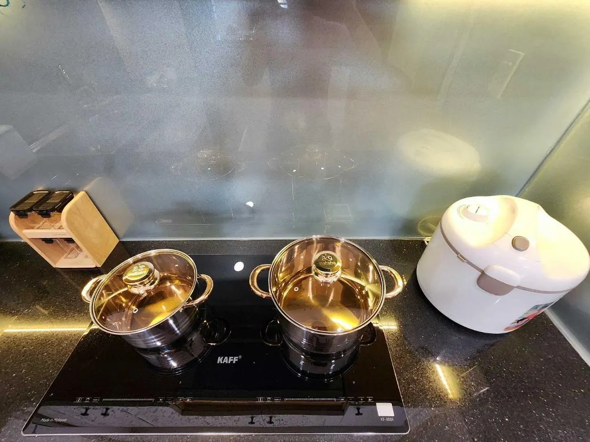 Apartment Can Ho 2Pn - 5 Phut Den Trung Tam Thanh Pho - View Song Ho Chi Minh City